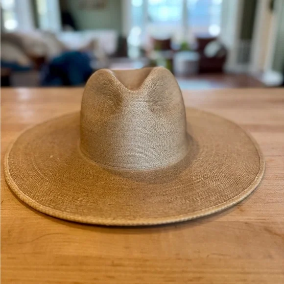 GIGI PIP Tan Wide-Brim Hat - Picture 1 of 9